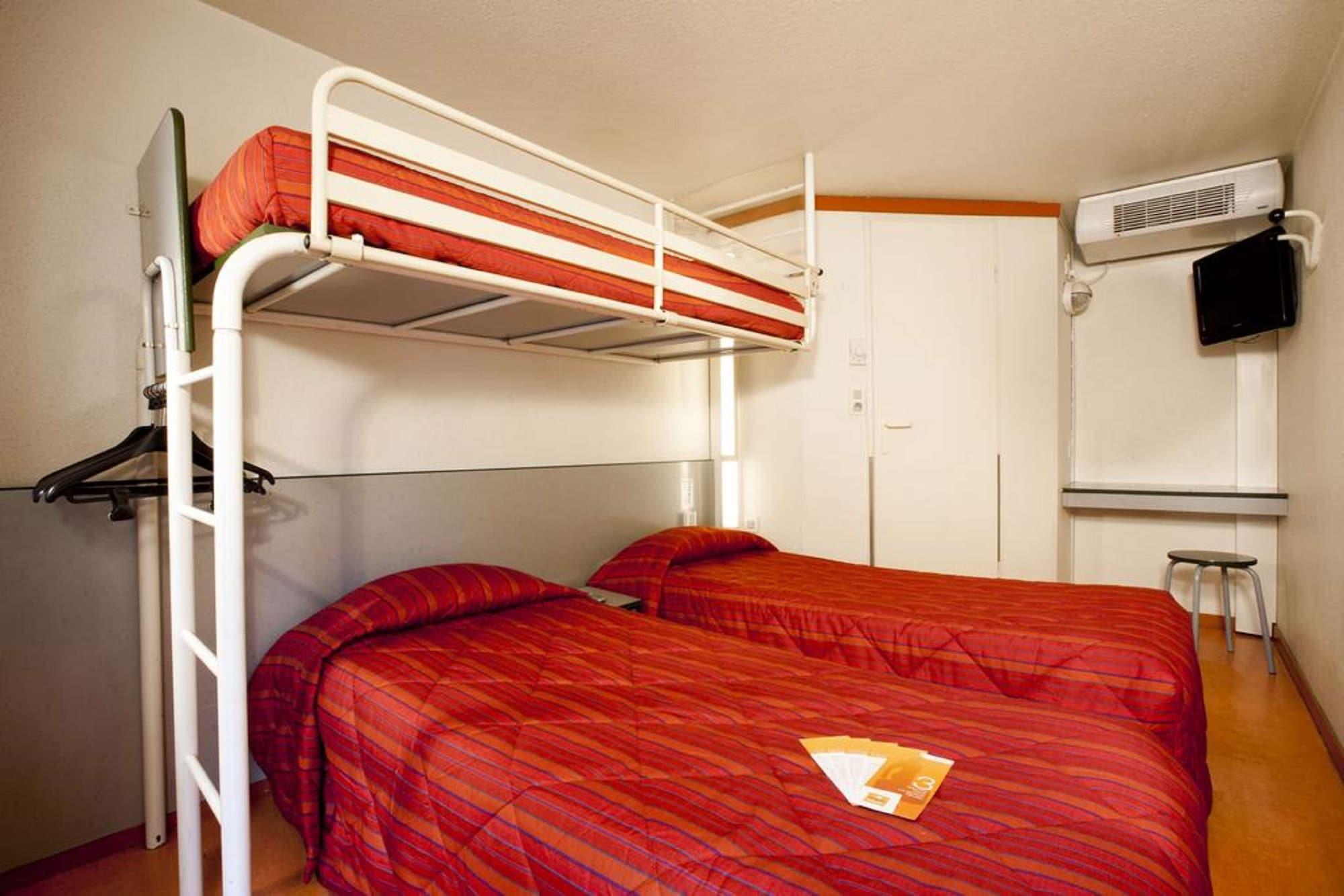 Premiere Classe Chantilly Sud Luzarches Chaumontel Exterior photo