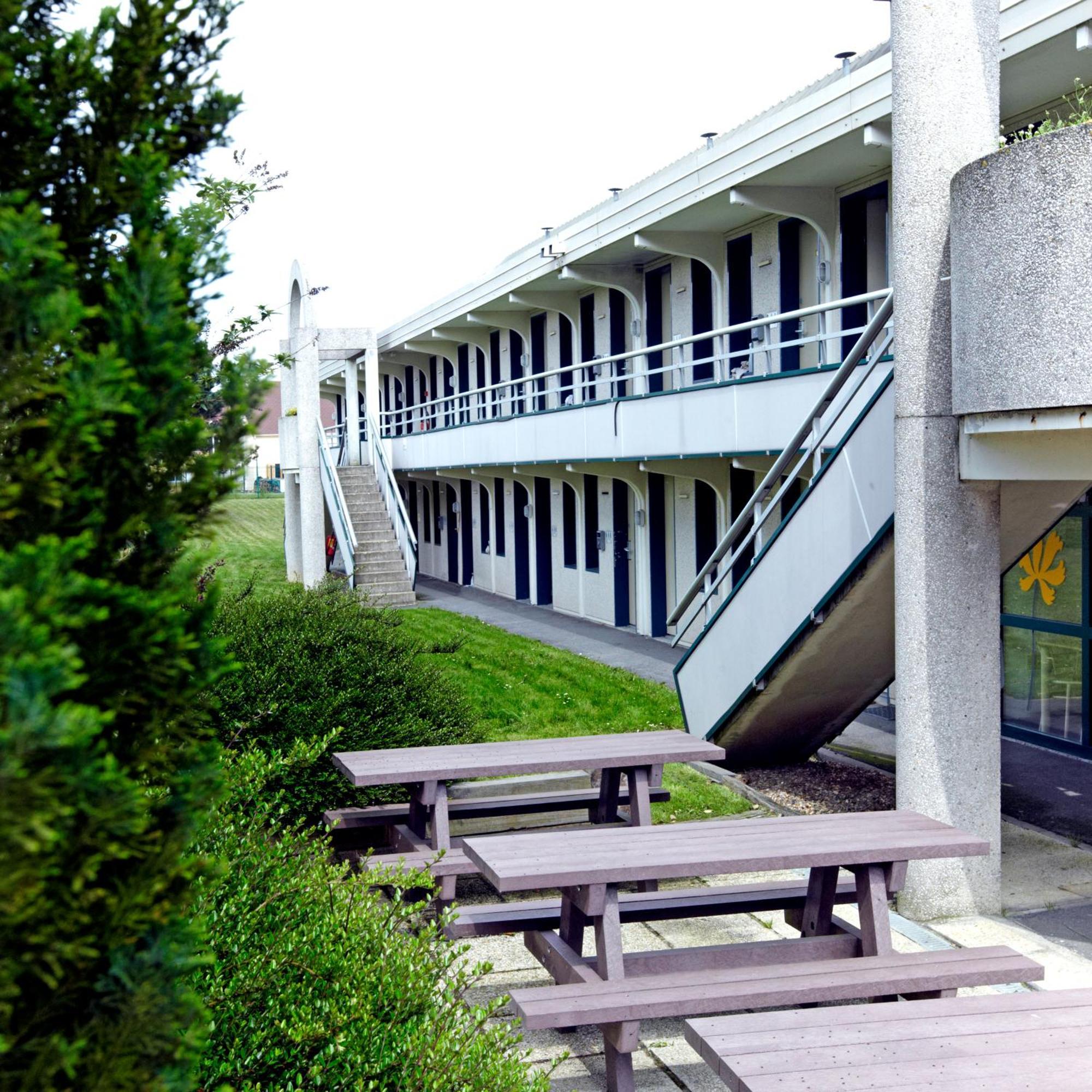 Premiere Classe Chantilly Sud Luzarches Chaumontel Exterior photo
